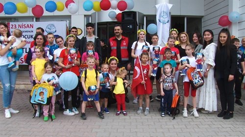 Ukraynalı Çocuklar 23 Nisan Çoşkusuna Sakarya’da Ortak Oldu