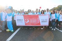 Kıtalararası koşulan ilk ve tek yarış olma özelliğine sahip olan 41. İstanbul Maratonunda göçmenler için koştuk.